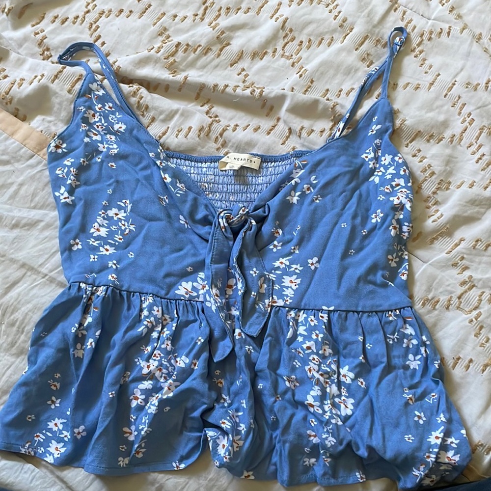 Blue Pacsun tank top with flowers